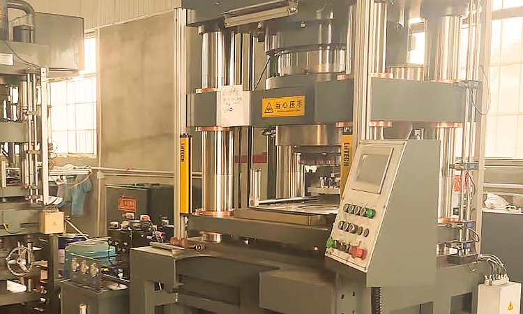 Cold Pressing in Diamond Blade Production